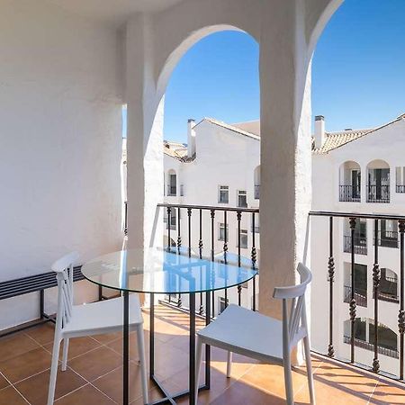فندق Occidental Puerto Banus سان بيذرو ذي ألكانتا المظهر الخارجي الصورة