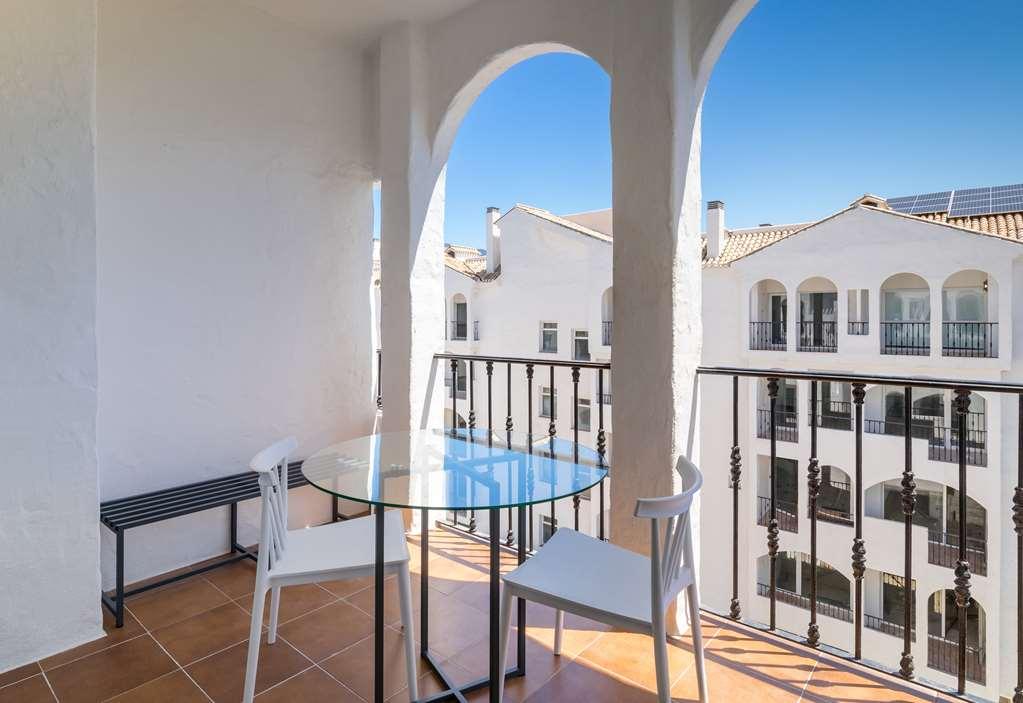 فندق Occidental Puerto Banus سان بيذرو ذي ألكانتا المظهر الخارجي الصورة